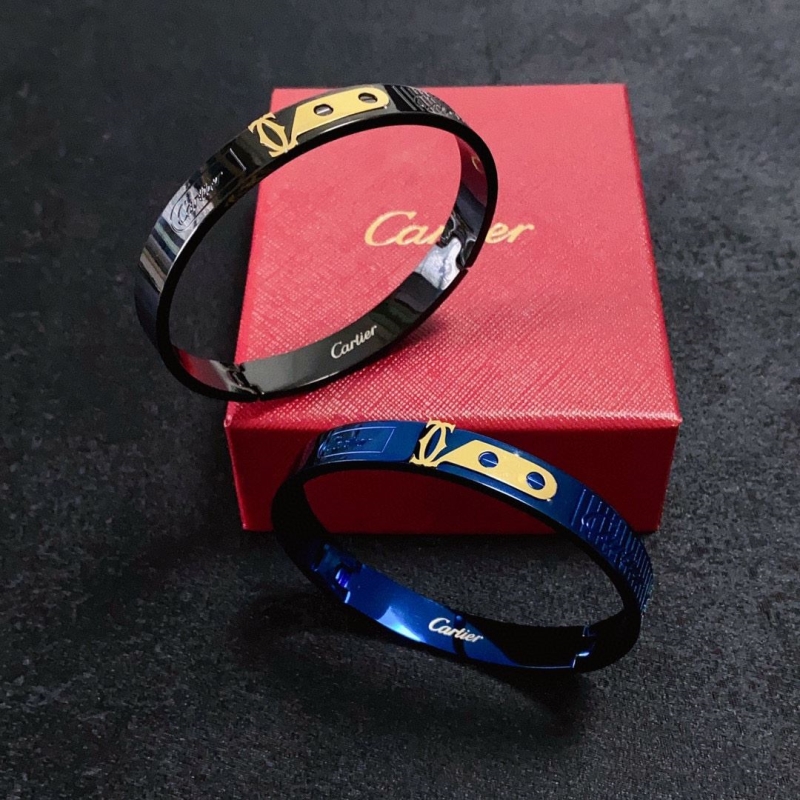 Ca*t1er bracelets